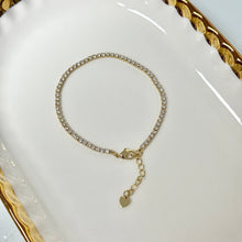 Load image into Gallery viewer, Dainty Clear Tennis Bracelet
