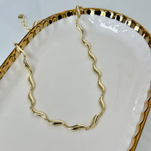 Load image into Gallery viewer, Maya Necklace
