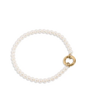 Load image into Gallery viewer, Pearl Toggle Clasp Gold Bracelet
