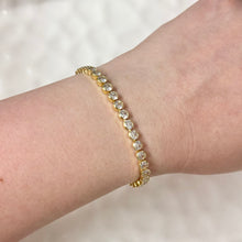 Load image into Gallery viewer, Round Bezel Tennis Bracelet
