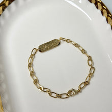 Load image into Gallery viewer, Mama Bracelet
