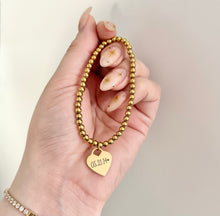 Load image into Gallery viewer, Heart Engraving Beaded Bracelet
