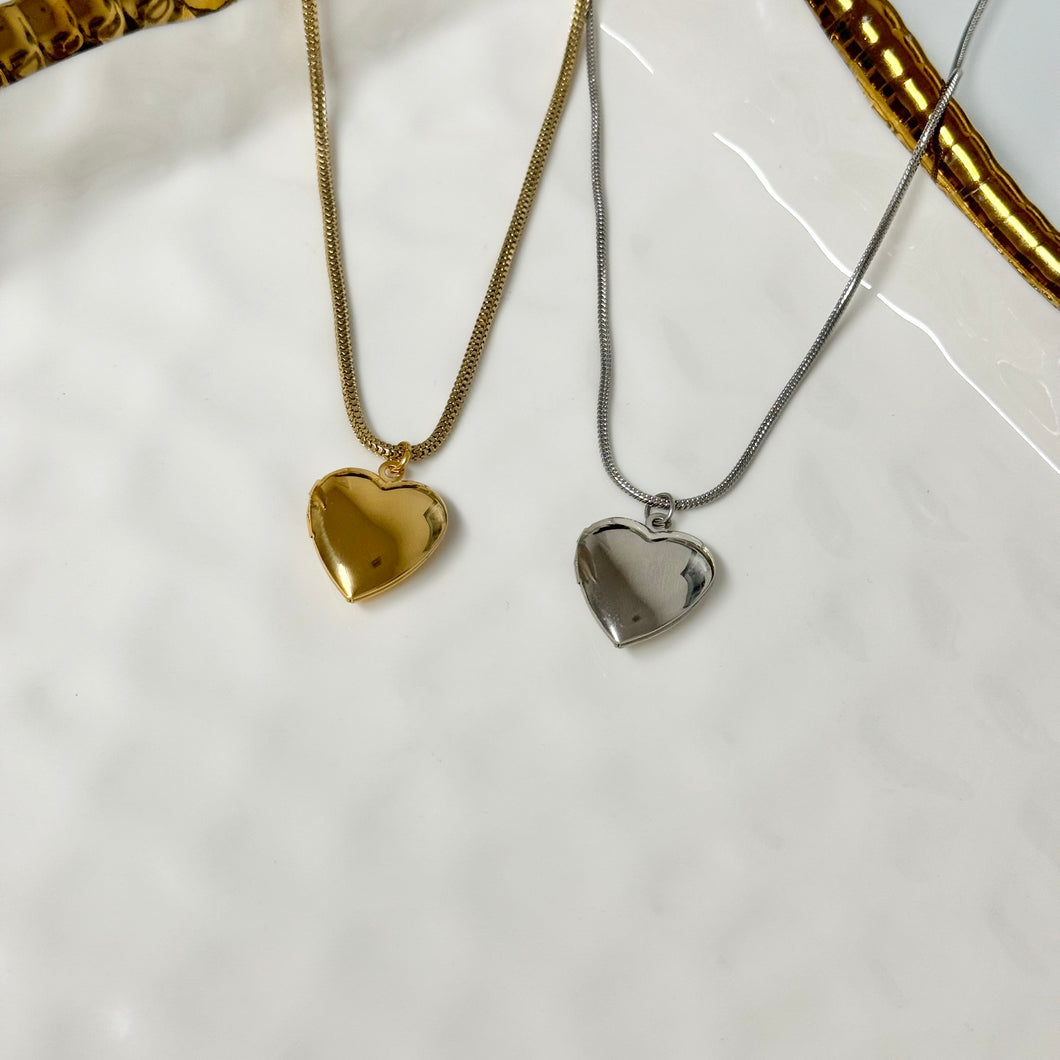 Plain Heart Locket Engraving Necklace