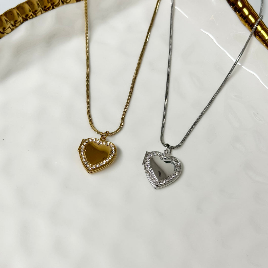 Luxe Heart Locket Engraving Necklace