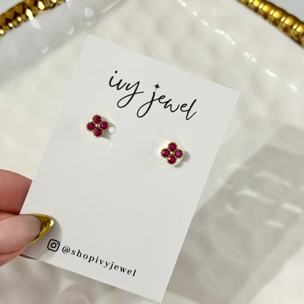 Mini Clover Studs