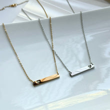 Load image into Gallery viewer, Cutout Heart Bar Engraving Necklace
