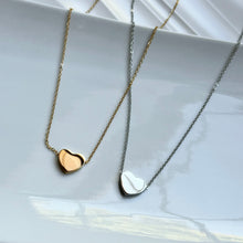 Load image into Gallery viewer, Dainty Heart Engraving Necklace
