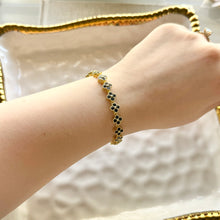 Load image into Gallery viewer, Black Mini Clover Bracelet
