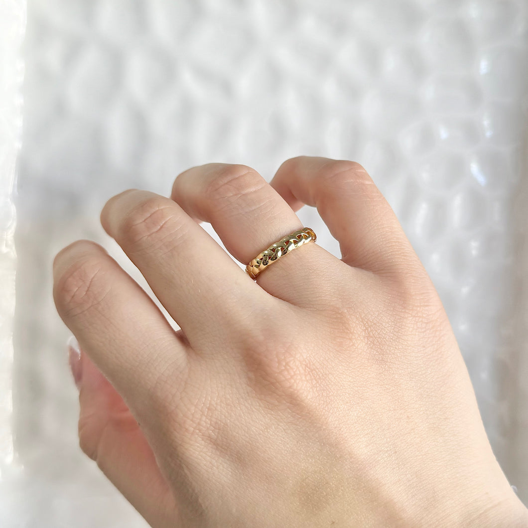 Vivienne Ring