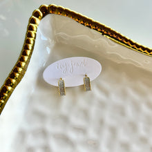 Load image into Gallery viewer, Stella Luxe Huggies
